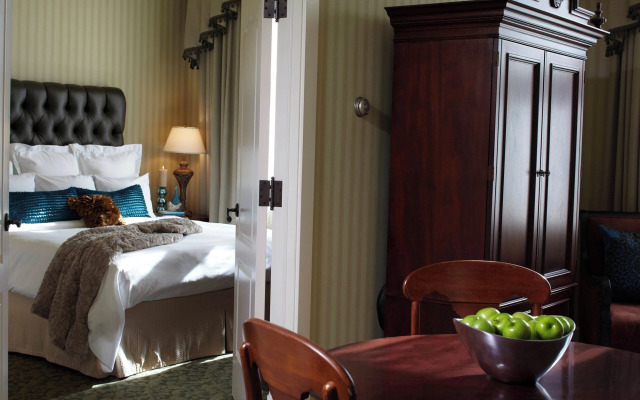 Renaissance Minneapolis Hotel, The Depot