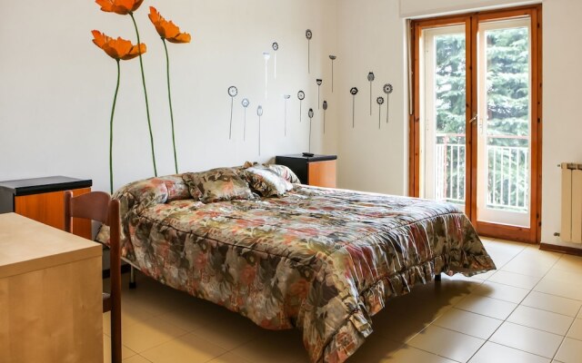 Graceful Apartment in Napoli With Balcony