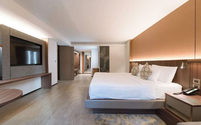 Gardina Asoke Hotel & Residence