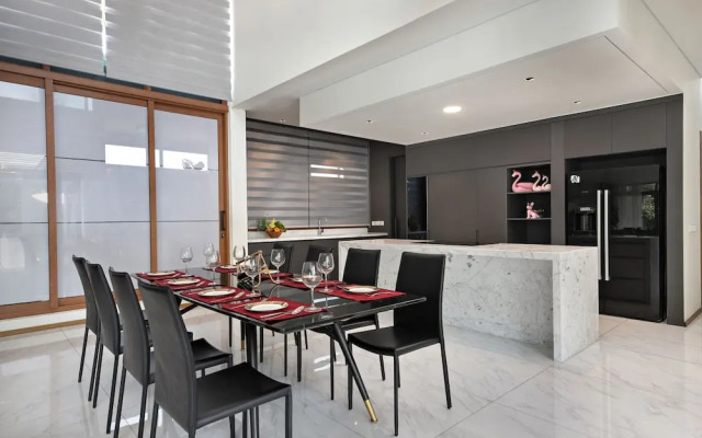 Danang Ocean Beach Villa