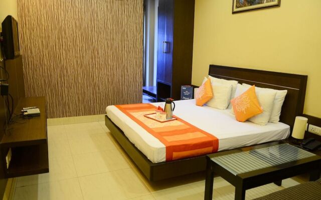 Pelican Hotel by OYO Rooms