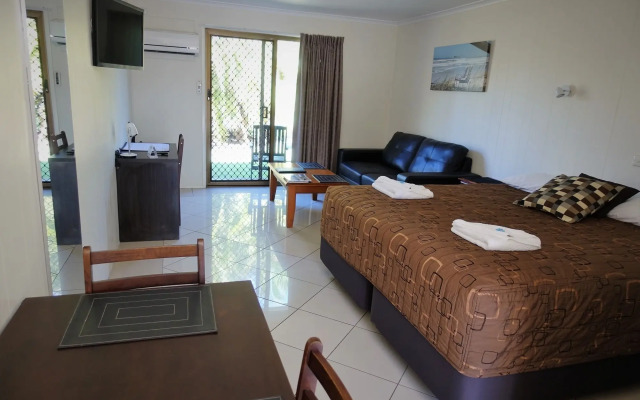 Pacific Palms Motor Inn