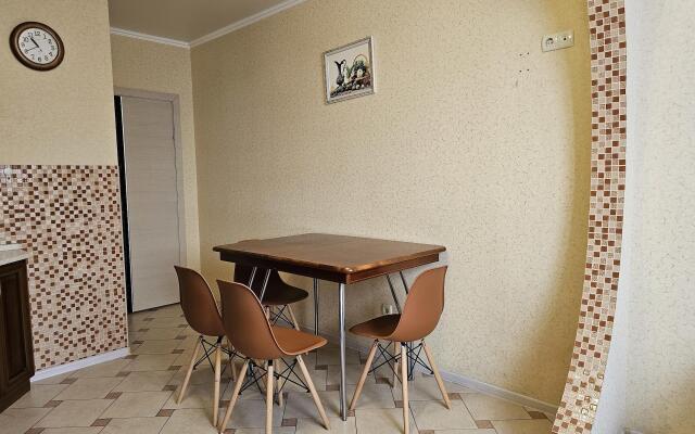 Apartments on Gagarina street, 75