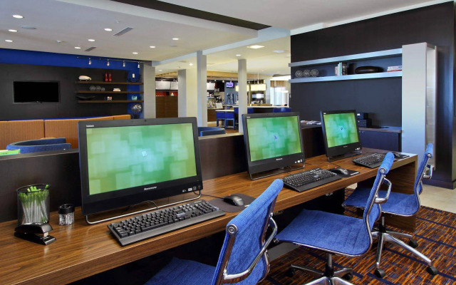 Courtyard by Marriott Victoria