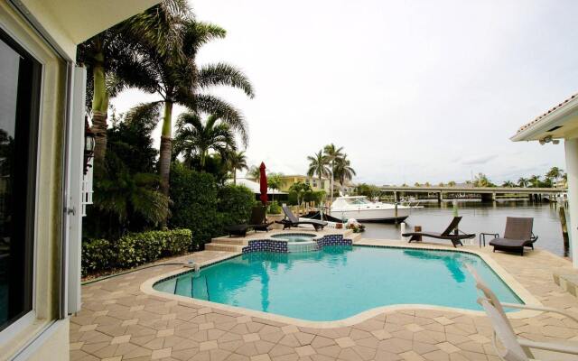 Palm Beach Canal Villas