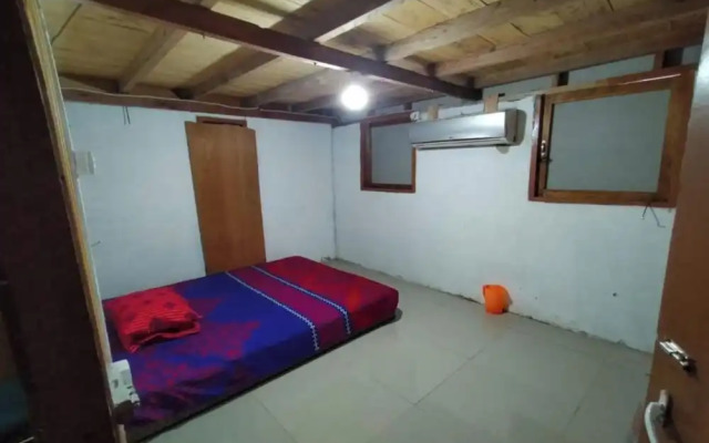 EXPRESS O 91702 Mandeh Homestay Syariah Near Bank Nagari PT Bank Pembangunan Daerah (BPD) Sumbar Cabang Painan