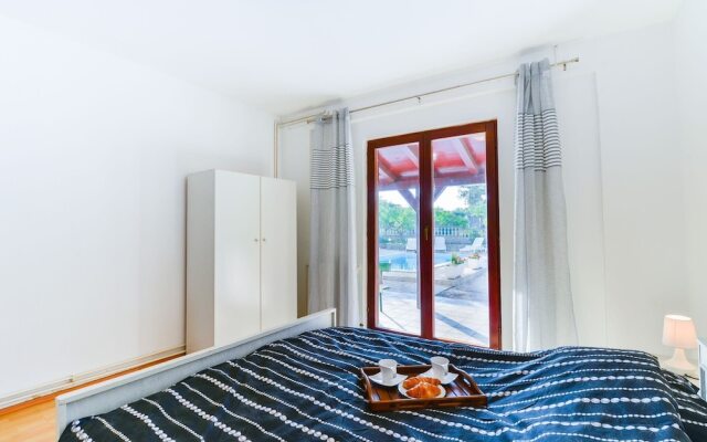 Luxurious Holiday Home in Bibinje with sauna