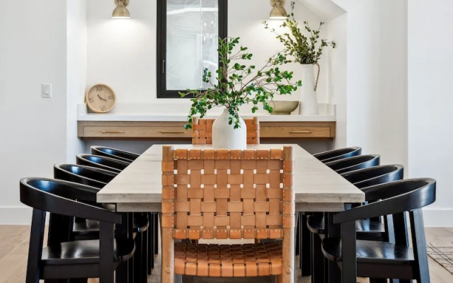 Break Point 6 Bedroom Home