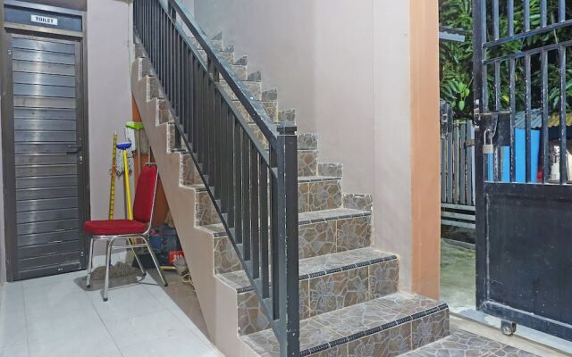 Hotel O Almeerah Homestay Syariah Near RS Hermina