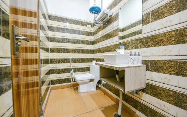 Fabhotel Radiant Blu