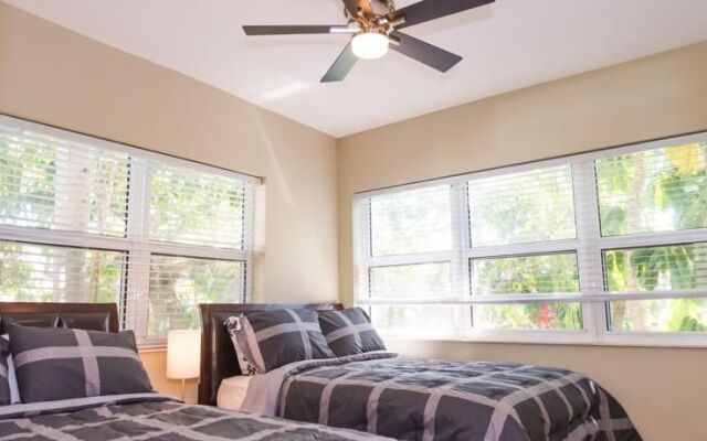 Park SoBe Apartments