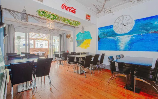 OYO Pier Hotel