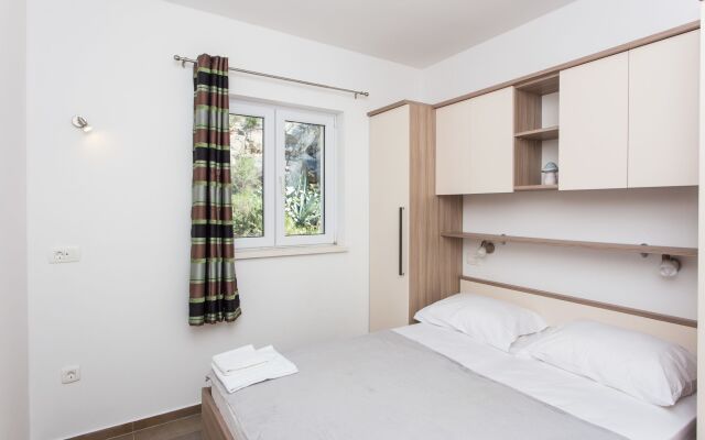 Apartments Villa Ari