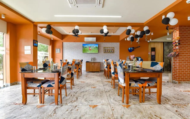 Fabhotel Siddharth Corporate
