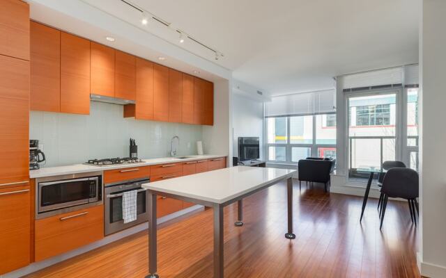 Waterfront Apartments by Corporate Stays