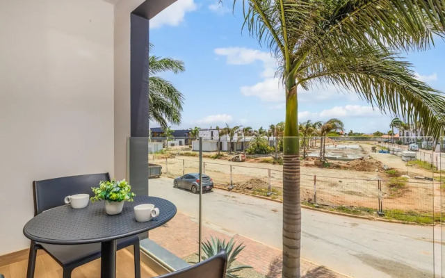 Serene Designer Gem Walk to Beach Strip Pool