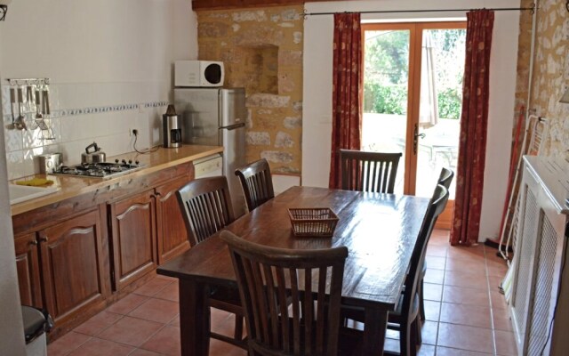 Wonderful location for weddings and parties by French château