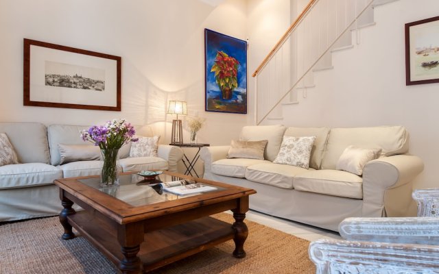 Wonderful And Large 4 Bd Duplex With A Private Terrace Salvador Terrace