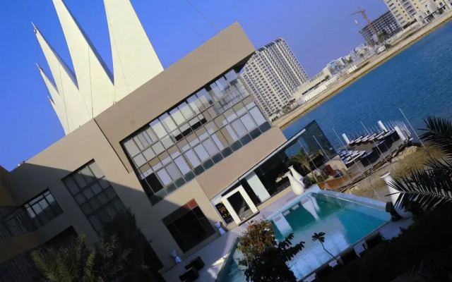 The Dragon Hotel & Resort & Sea Loft Chalets