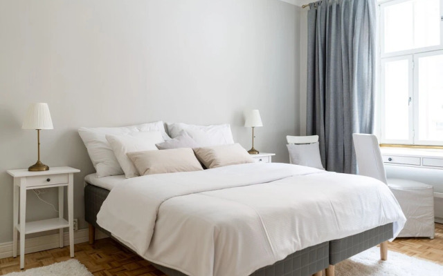 Gorgeous and peaceful 1br in city center