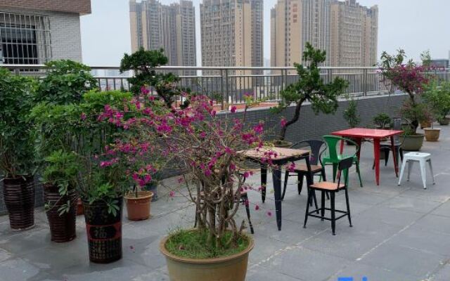 Xiaowo Youth Apartment