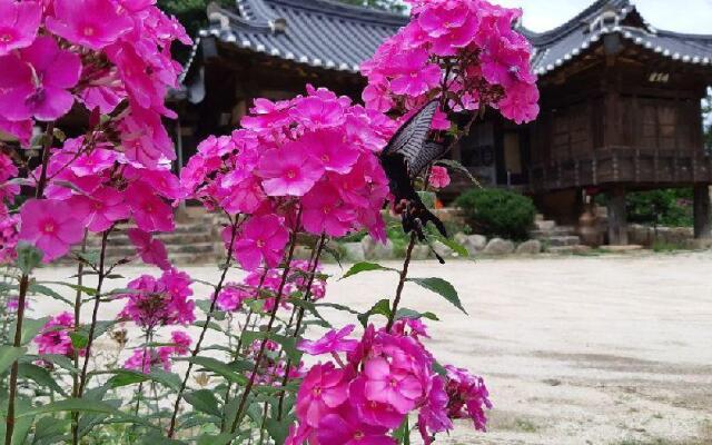 Bonghwa manhoi gotek