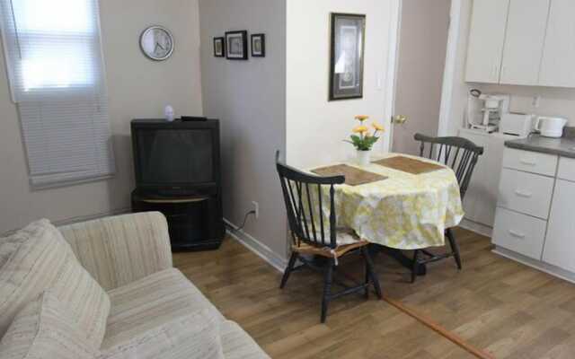 Riverview Cottages
