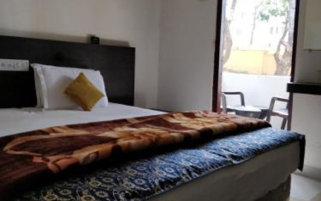 Hotel Airan Residency