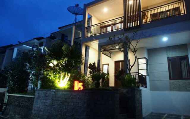 Villa Kencana Apel D5