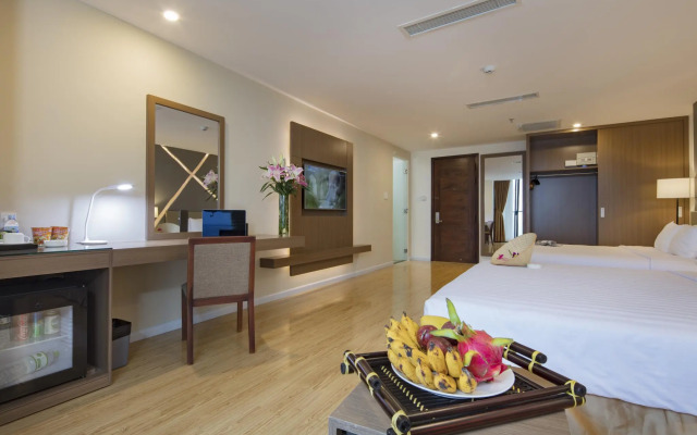 King Town Grand Hotel & Wedding Center