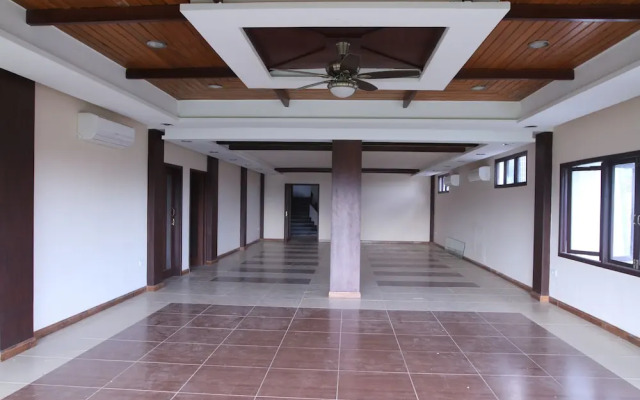 Kadambavanam Resort