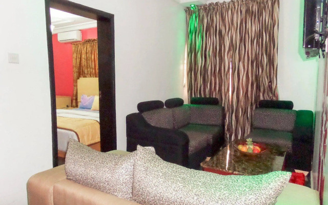 Britannia Hotel & Suites