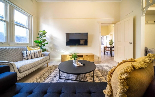 Sea La Vie on Durham- Wifi - Netflix - Nespresso