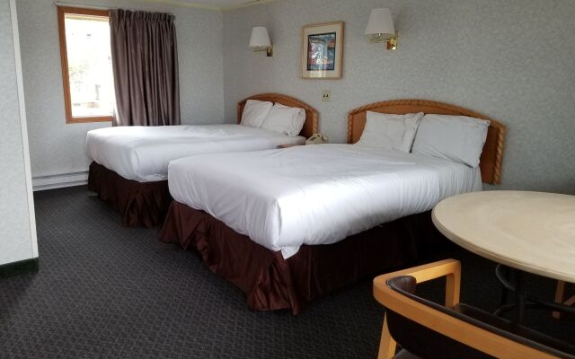 Americas Best Value Inn & Suites Hyannis Cape Cod