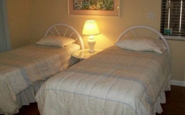 108 12th Street South Down 2 Bedroom Apts by RedAwning