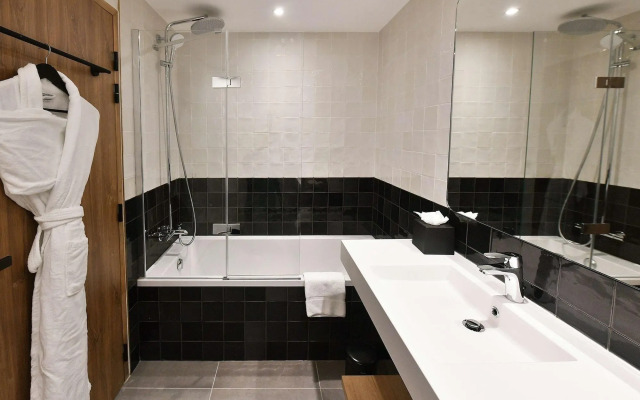 Golden Tulip Reims