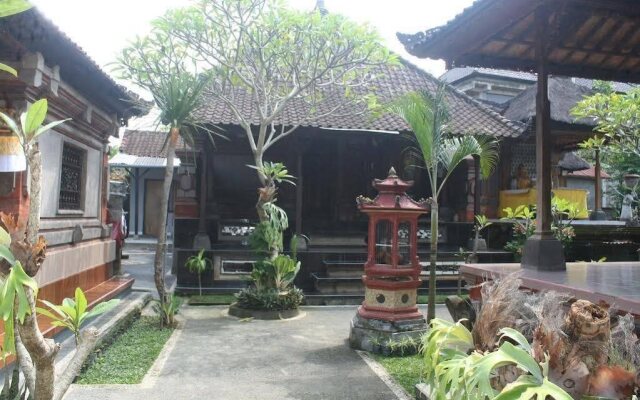 Nu Graha Guesthouse