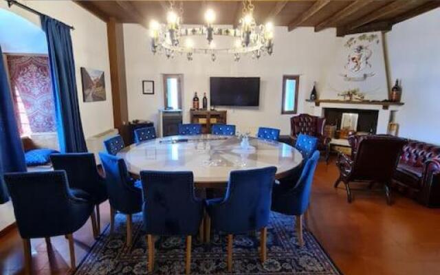 CASTELLO DEL 1100 CON VISTA e JACUZZI IN VALTELLINA