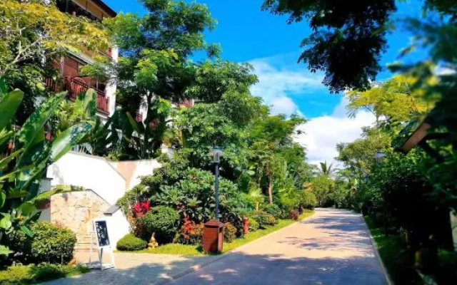 Mountain View Water System Villa – Outside – Xishuangbanna