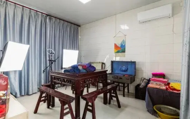 Shanghai Yushe College Leisure Resort Homestay