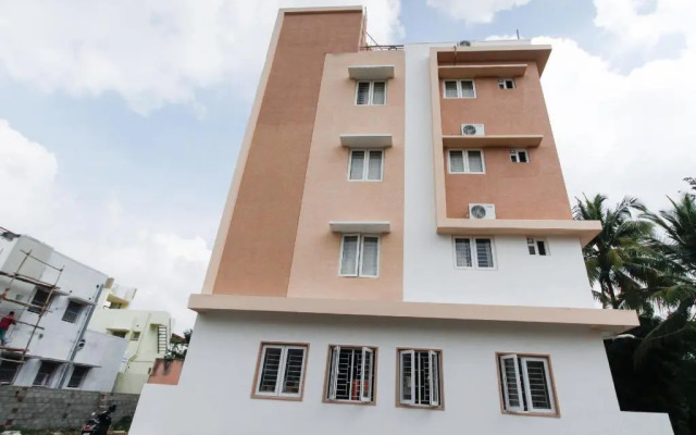 The Paradise International by OYO Rooms