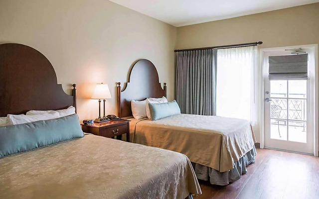 Chateau Saint Denis Hotel, a Trademark Collection by Wyndham