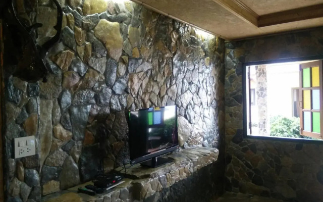 Needa Rock Resort