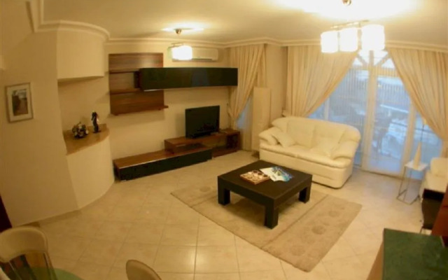 Seahorse Deluxe Hotel