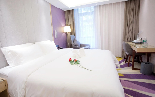 Lavande Hotels·Shenzhen Xili Metro Station