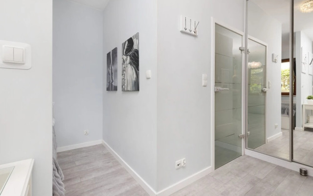 Studio Garnizon With Terrace by Renters