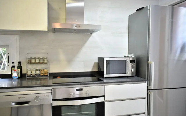 Shikara Be my Guest Castelldefles