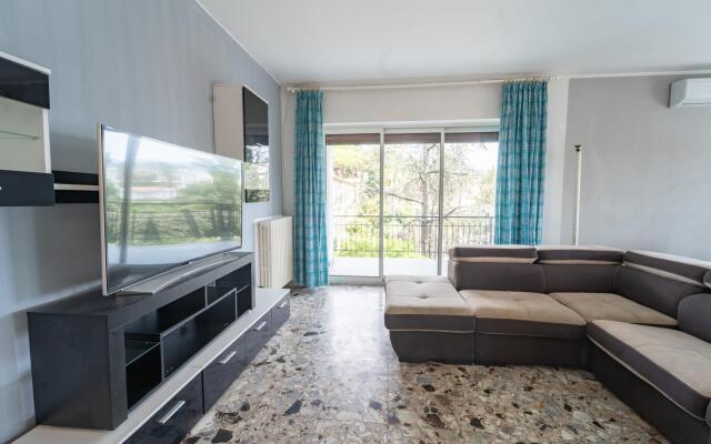 Large Apartment With Panoramic Terrace by Wonderful Italy