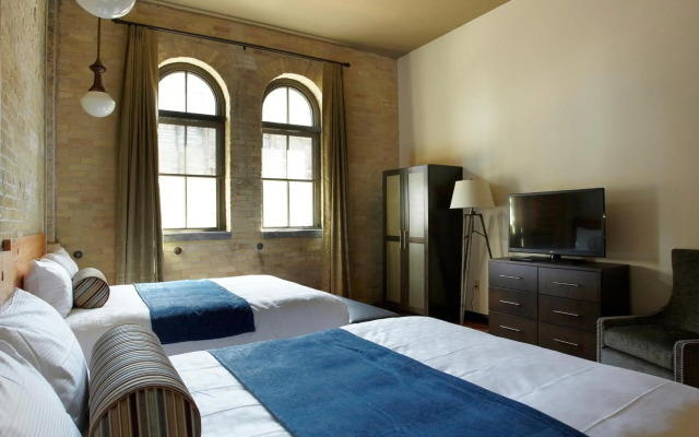 The Brewhouse Inn & Suites