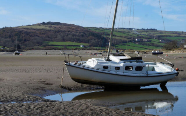 Holiday Home Tully Hip